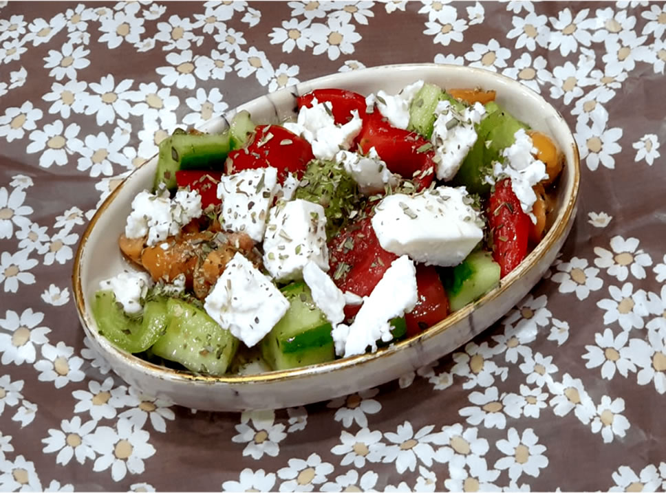 Toptan keçi peynirli salata istanbul
